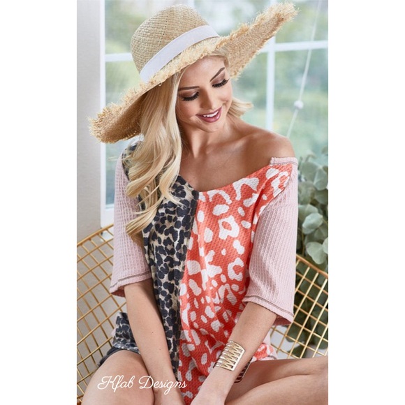 LAST 1! Knit Animal Print Block/Stitch Detail Top! - Picture 10 of 12